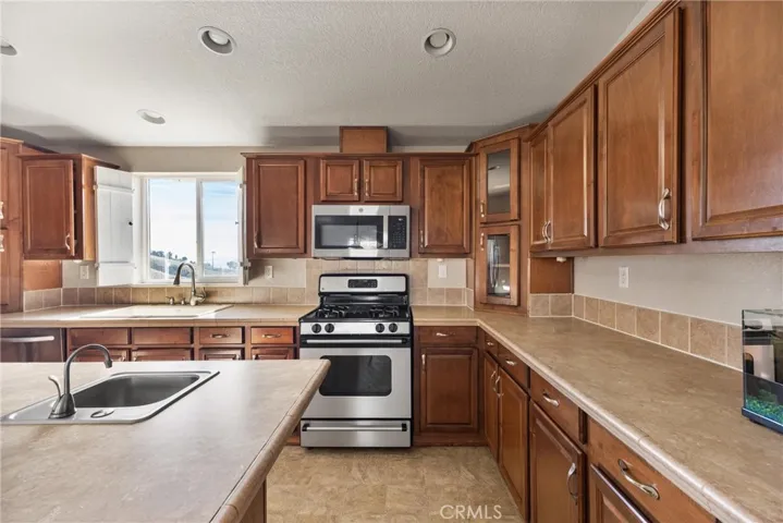 990 Mesa Valley Road, Lebec, California 93243