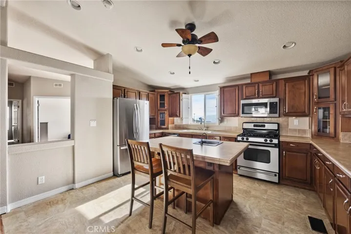 990 Mesa Valley Road, Lebec, California 93243