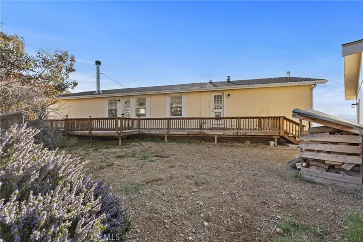 990 Mesa Valley Road, Lebec, California 93243