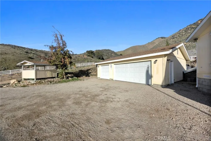 990 Mesa Valley Road, Lebec, California 93243