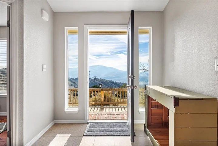 990 Mesa Valley Road, Lebec, California 93243