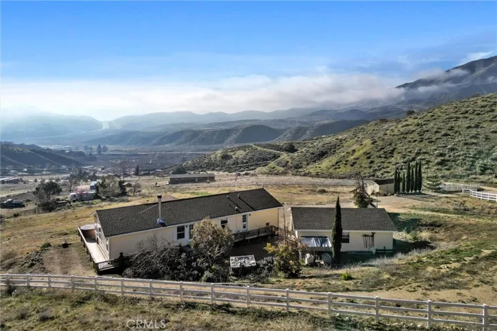 990 Mesa Valley Road, Lebec, California 93243