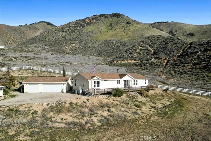 990 Mesa Valley Road, Lebec, California 93243