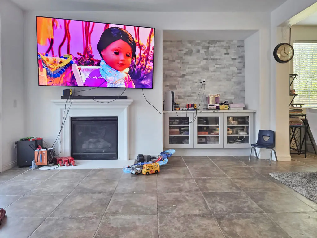 5015 Thornberry Way, Fontana, California 92336 home-pic-7