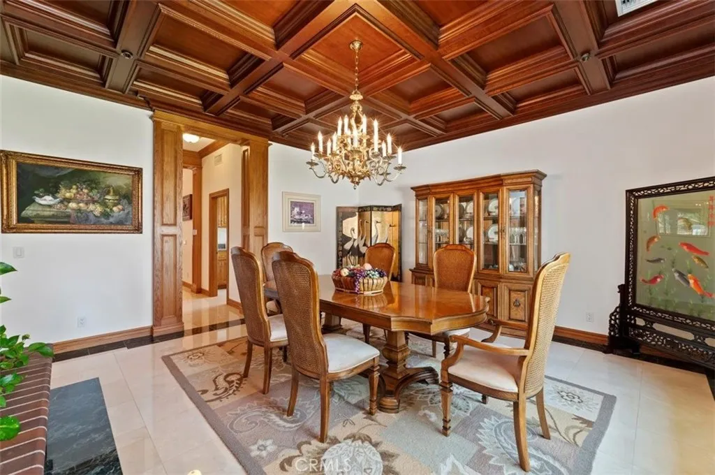 6975 Wyndham Hill Drive, Riverside, California 92506 home-pic-16