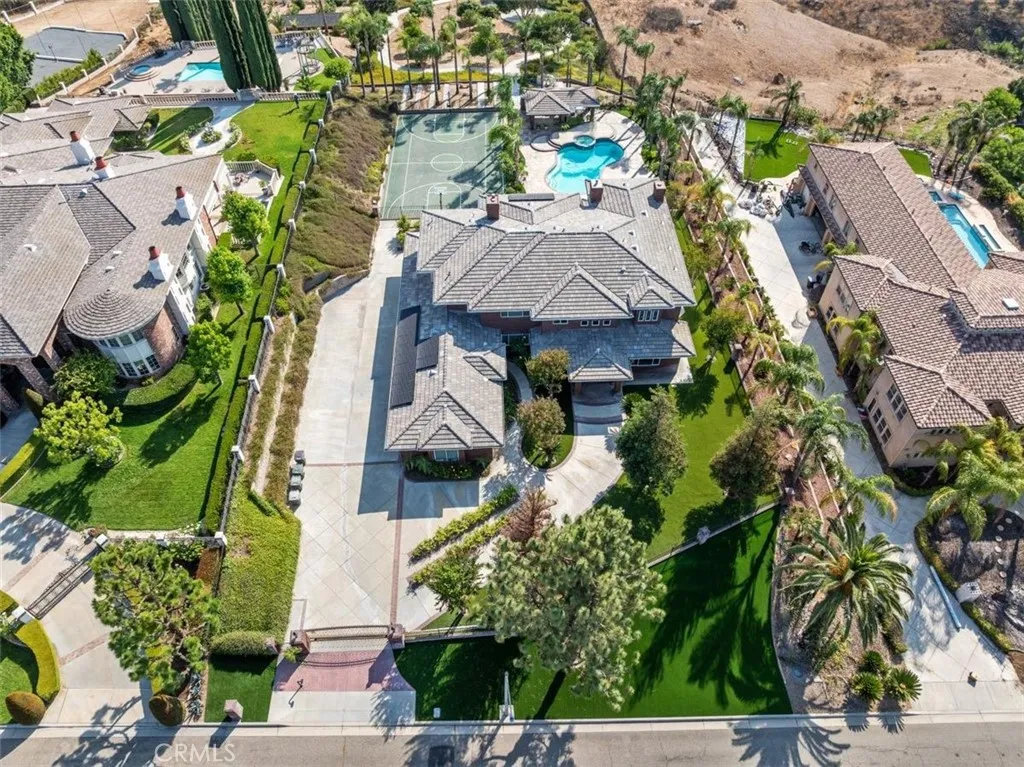 6975 Wyndham Hill Drive, Riverside, California 92506 home-pic-40