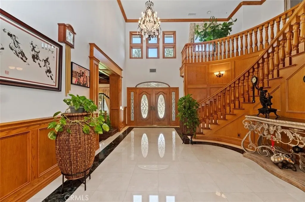 6975 Wyndham Hill Drive, Riverside, California 92506 home-pic-8