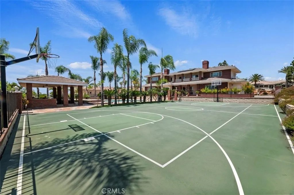 6975 Wyndham Hill Drive, Riverside, California 92506 home-pic-37