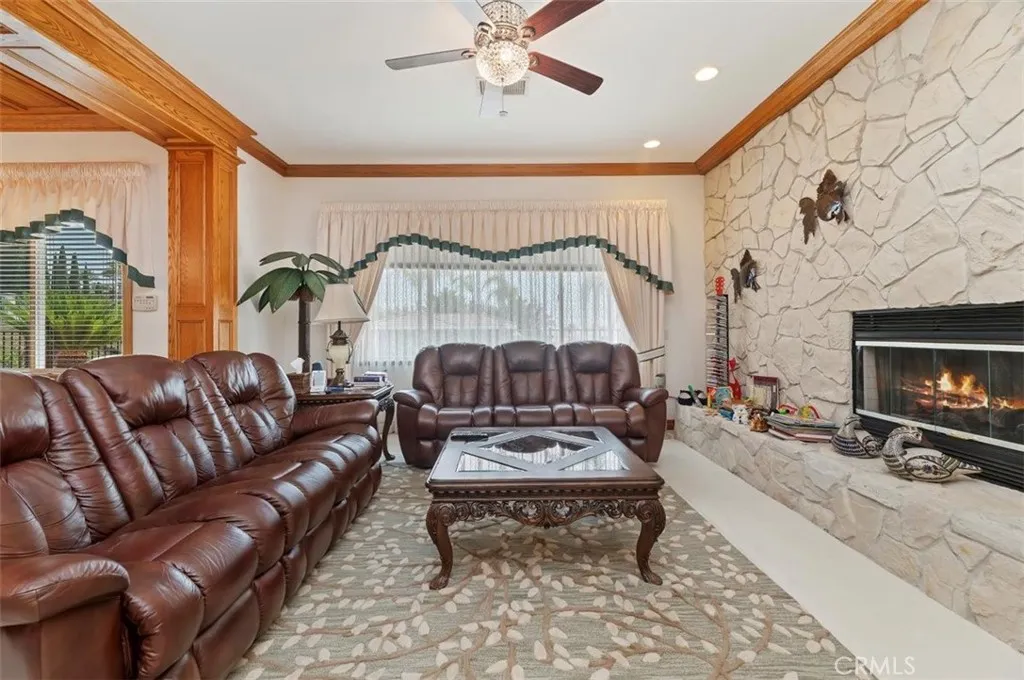 6975 Wyndham Hill Drive, Riverside, California 92506 home-pic-13