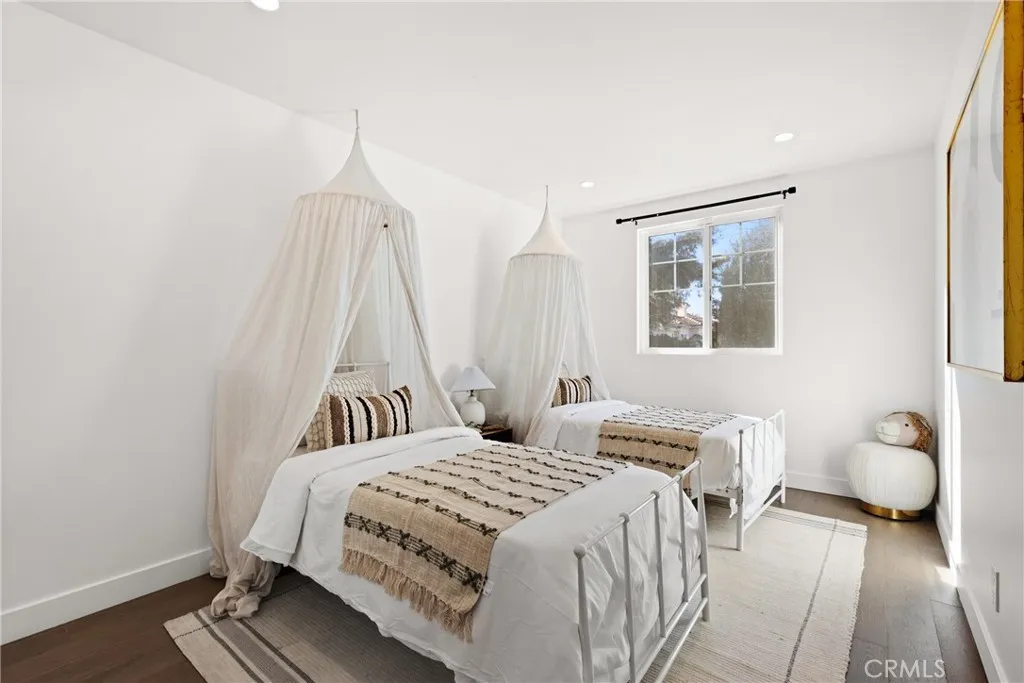 5114 Cedros Avenue, Sherman Oaks, California 91403 home-pic-20