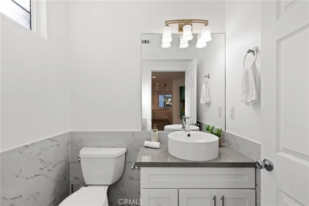 5114 Cedros Avenue, Sherman Oaks, California 91403 home-pic-15