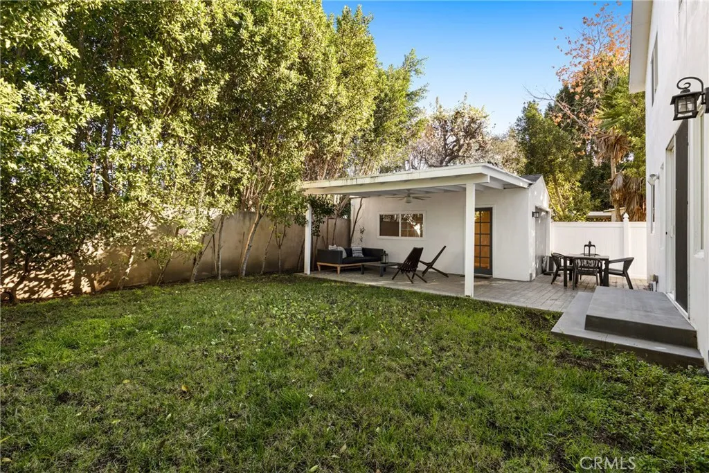 5114 Cedros Avenue, Sherman Oaks, California 91403 home-pic-37