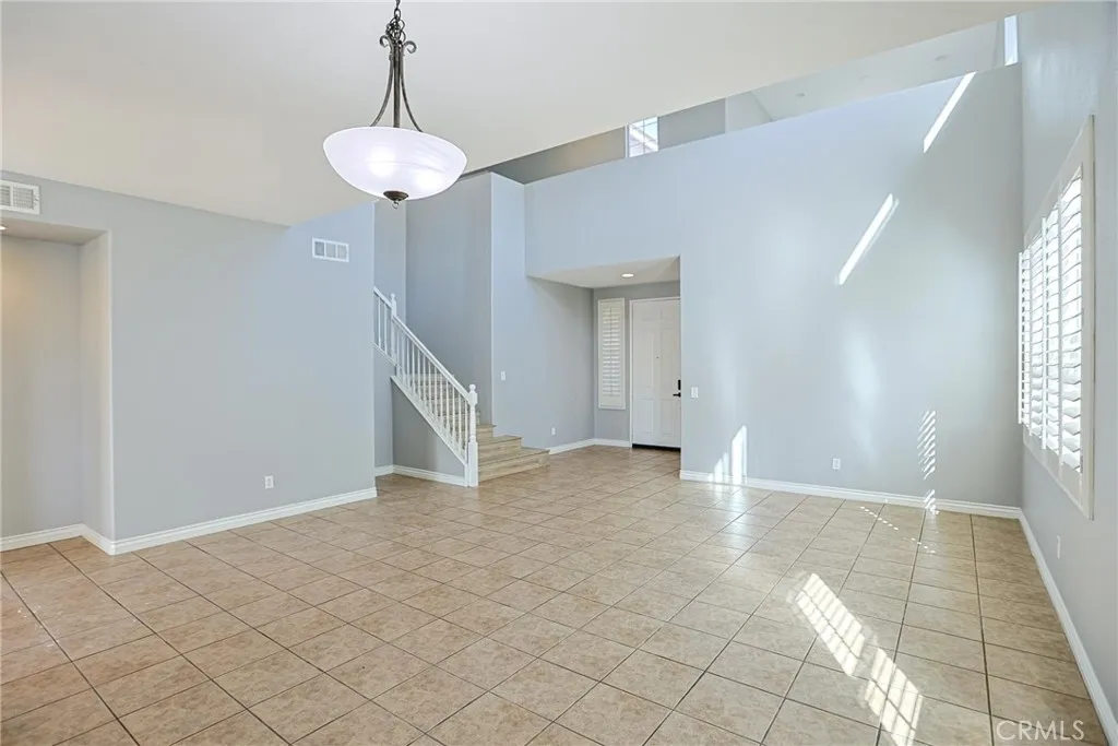 26523 Bladen Avenue, Murrieta, California 92562 home-pic-6