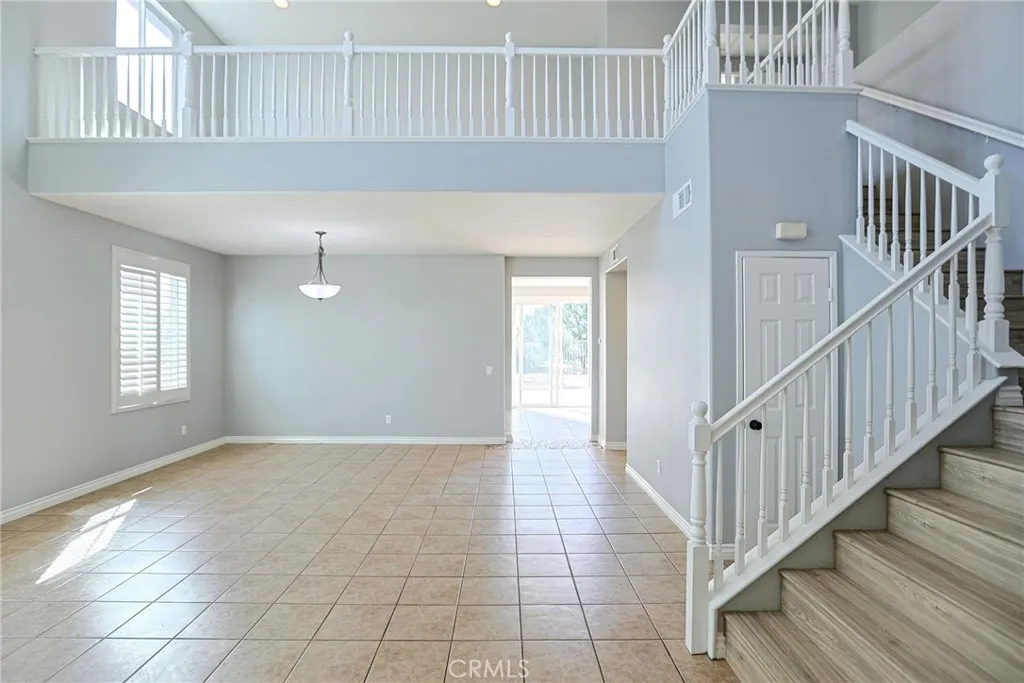 26523 Bladen Avenue, Murrieta, California 92562 home-pic-8