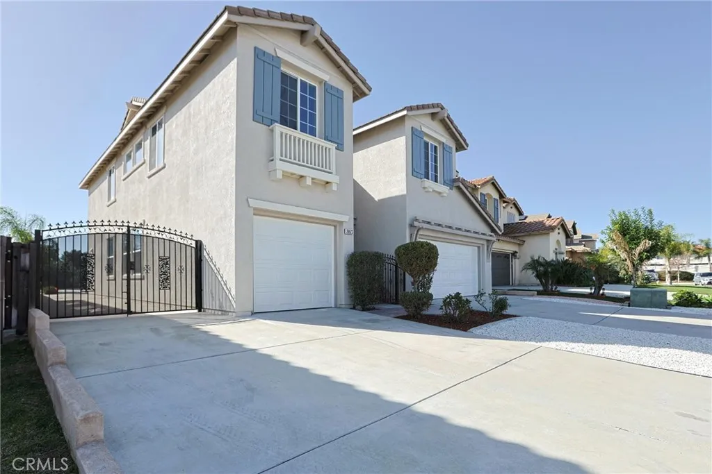26523 Bladen Avenue, Murrieta, California 92562 home-pic-4