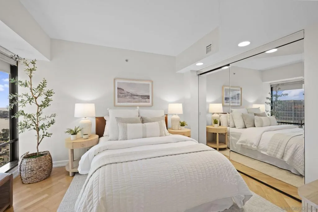 100 W Harbor Dr 3005, San Diego, California 92101 home-pic-41
