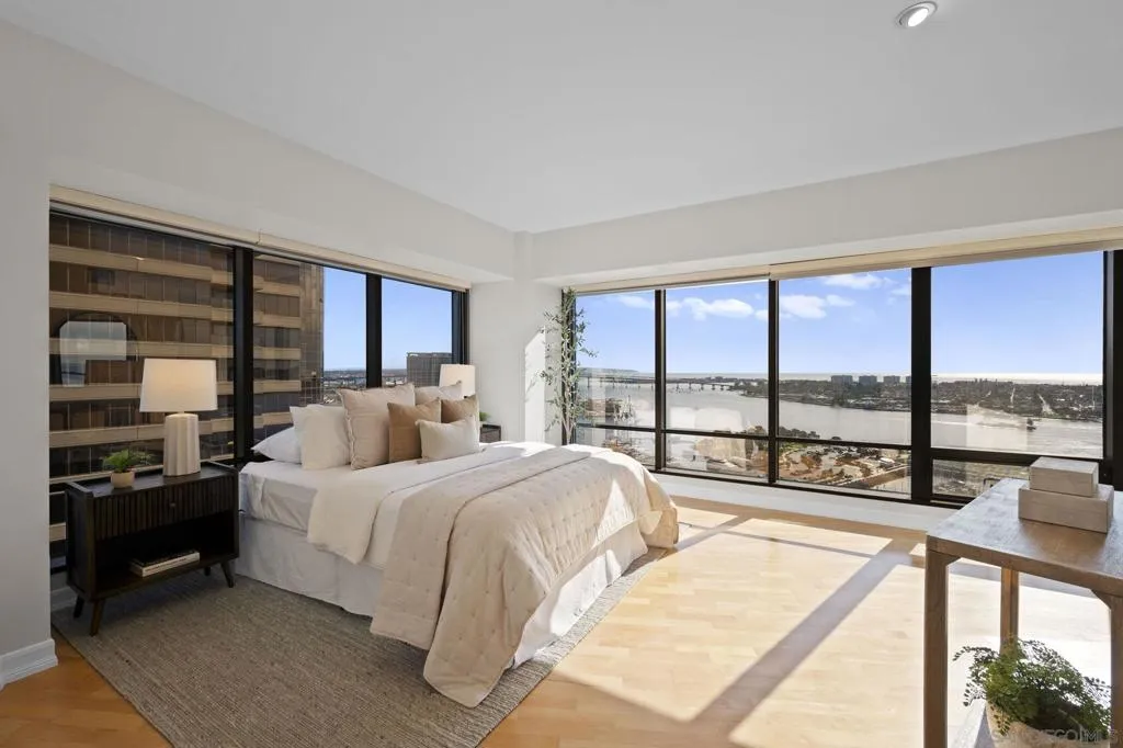 100 W Harbor Dr 3005, San Diego, California 92101 home-pic-36