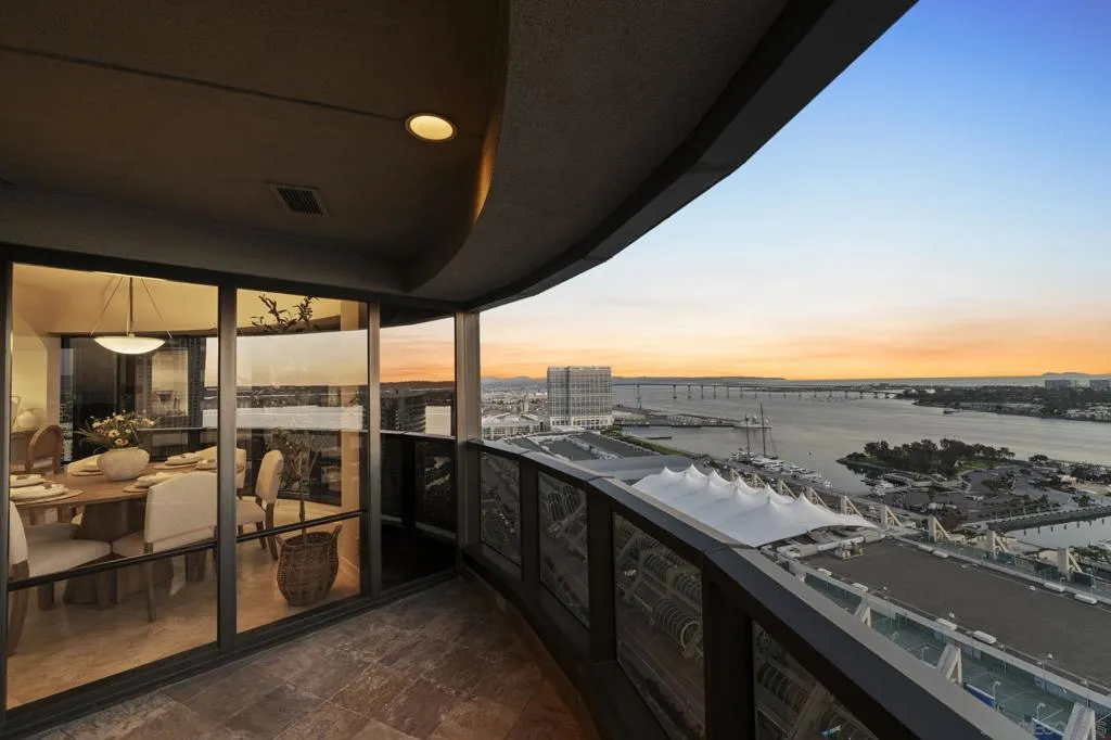 100 W Harbor Dr 3005, San Diego, California 92101 home-pic-29