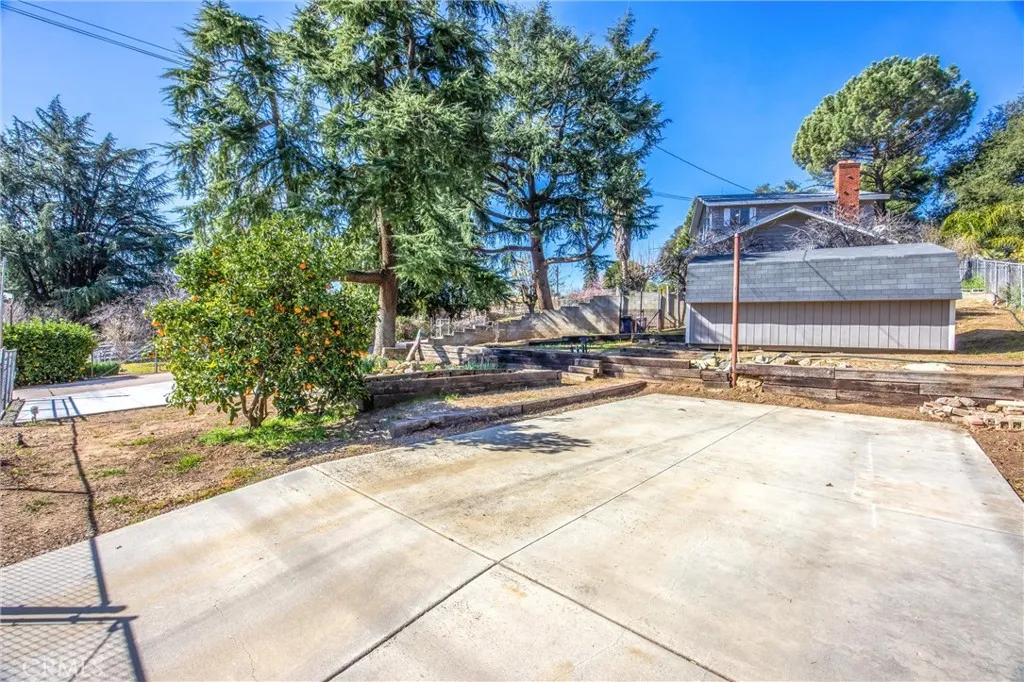 8705 Apple Tree, Cherry Valley, California 92223 home-pic-63