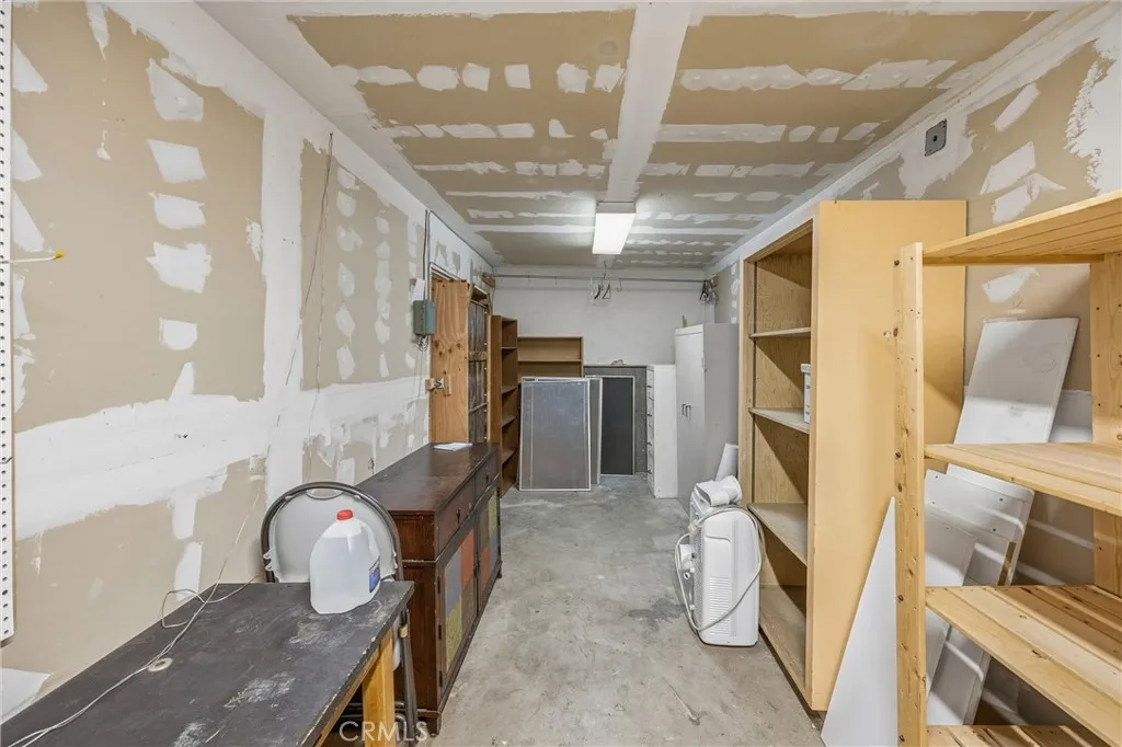 8705 Apple Tree, Cherry Valley, California 92223 home-pic-45