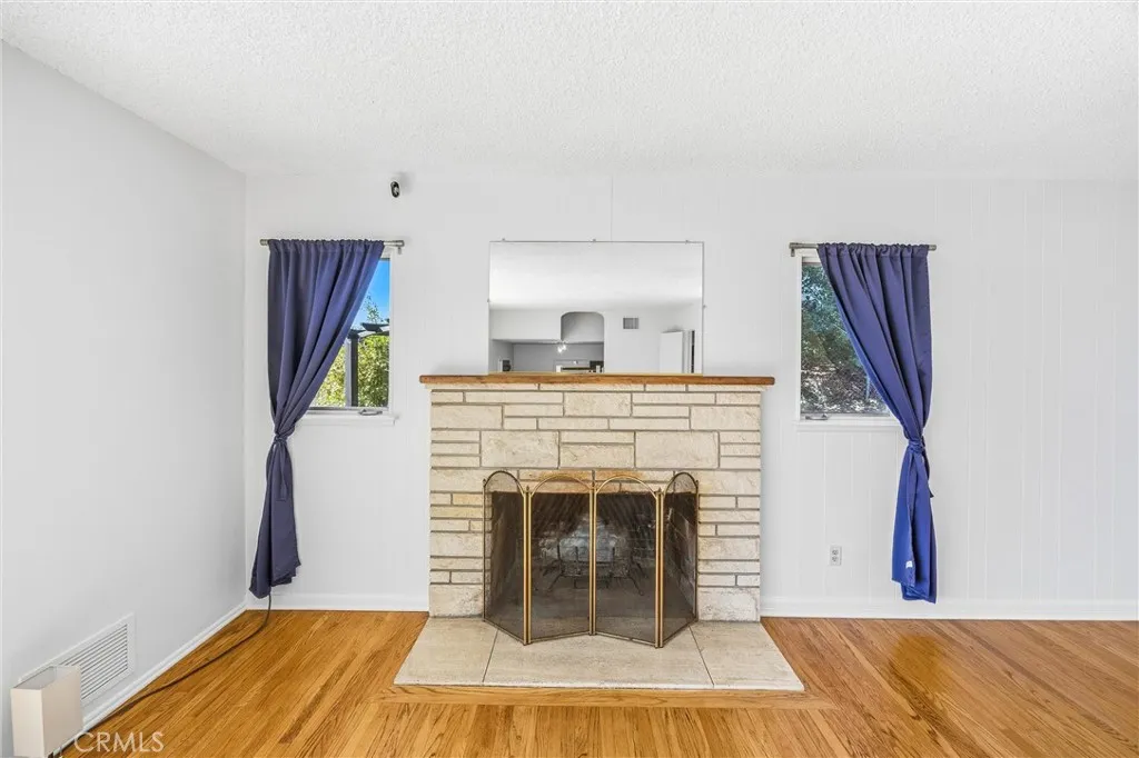 8705 Apple Tree, Cherry Valley, California 92223 home-pic-10