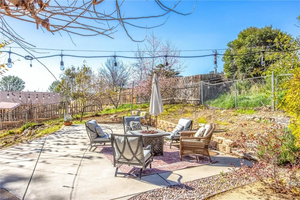 8705 Apple Tree, Cherry Valley, California 92223 home-pic-58