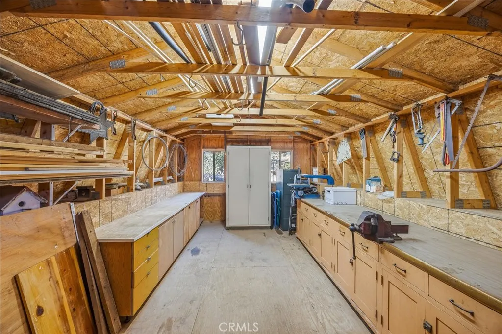 8705 Apple Tree, Cherry Valley, California 92223 home-pic-49