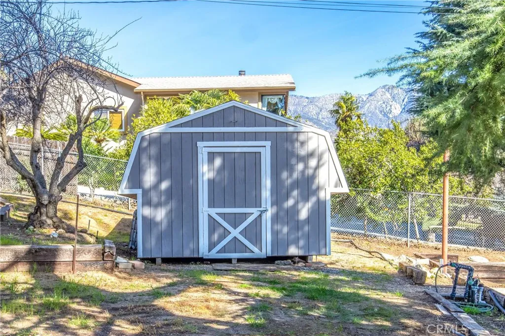 8705 Apple Tree, Cherry Valley, California 92223 home-pic-48