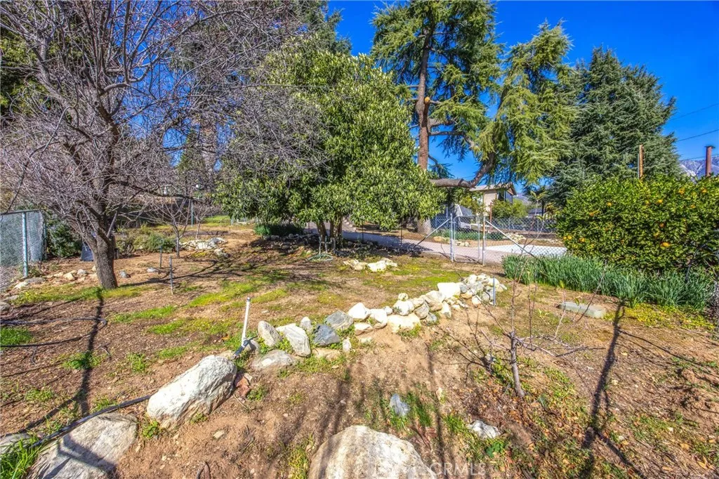 8705 Apple Tree, Cherry Valley, California 92223 home-pic-53