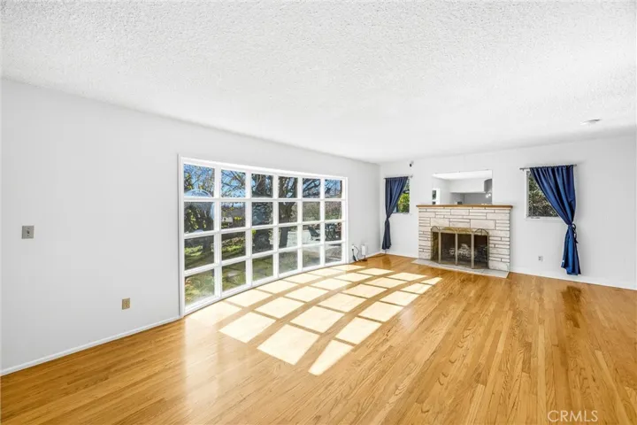 living room bay window