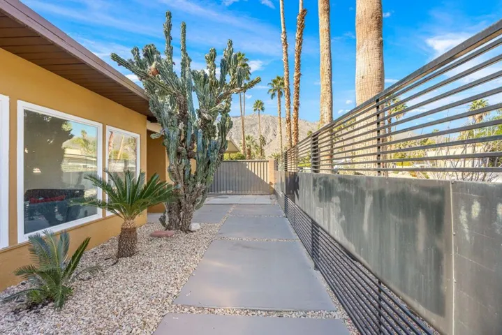 80-web-or-mls-068A4628