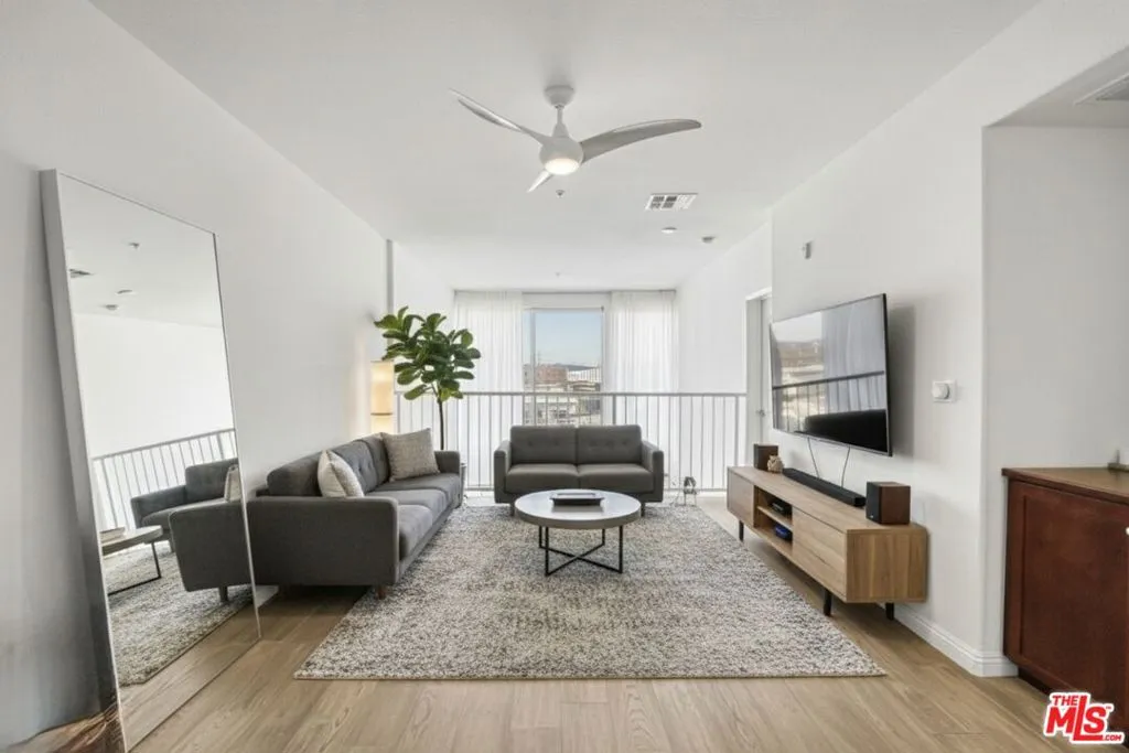 629 Traction Avenue 412, Los Angeles, California 90013 home-pic-11