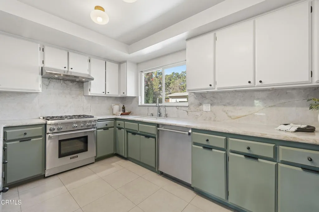 616 Groveview Lane, La Canada Flintridge, California 91011 home-pic-5