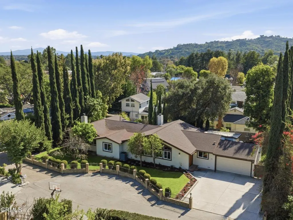 616 Groveview Lane, La Canada Flintridge, California 91011 home-pic-1