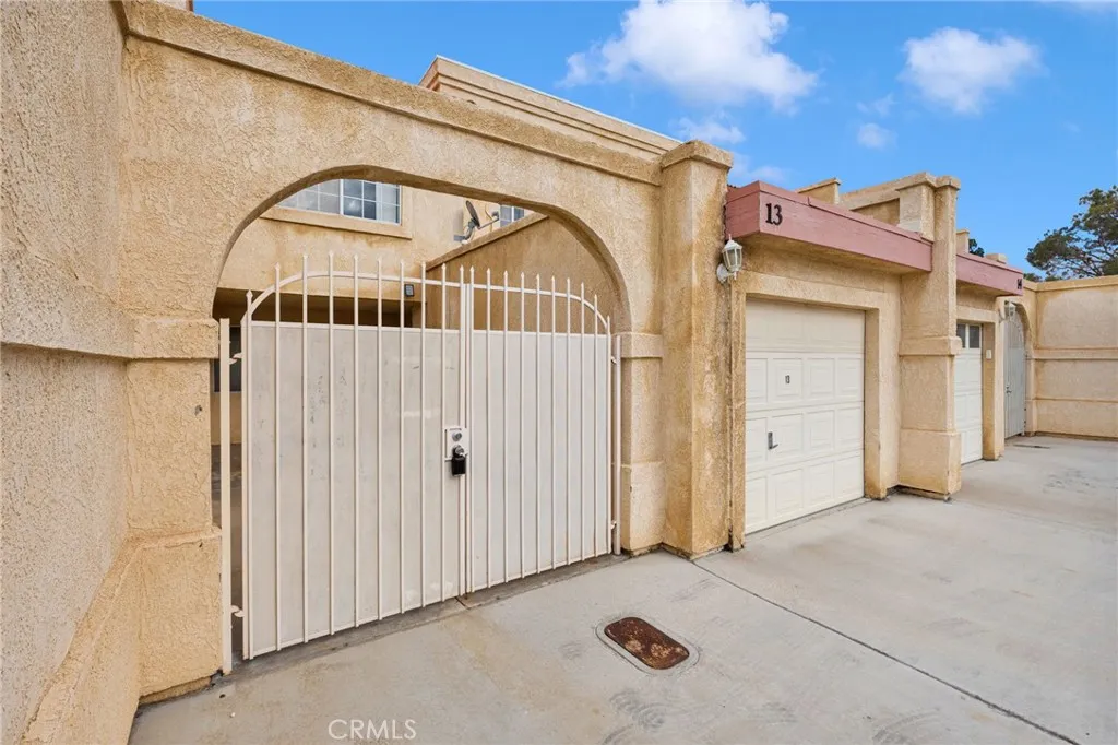 11454 Nautical, Helendale, California 92342 home-pic-4