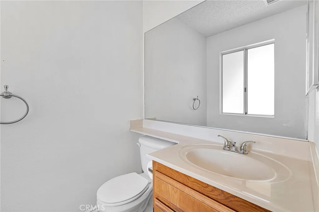 11454 Nautical, Helendale, California 92342 home-pic-7