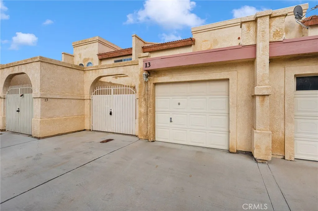 11454 Nautical, Helendale, California 92342 home-pic-1