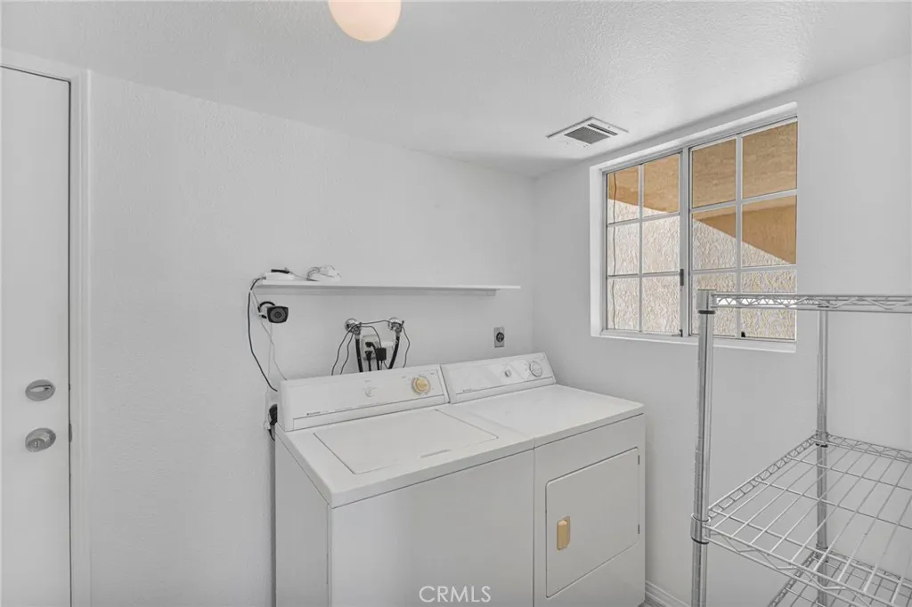 11454 Nautical, Helendale, California 92342 home-pic-19