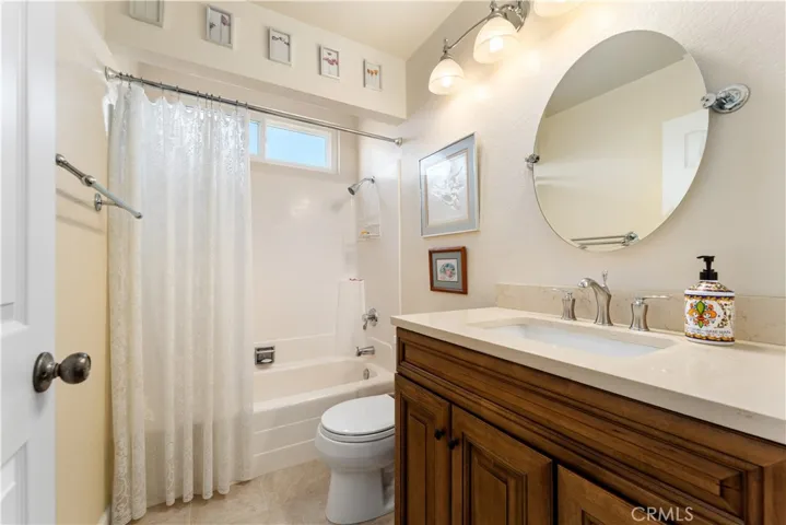 1106 Ridgecrest, Costa Mesa, California 92627