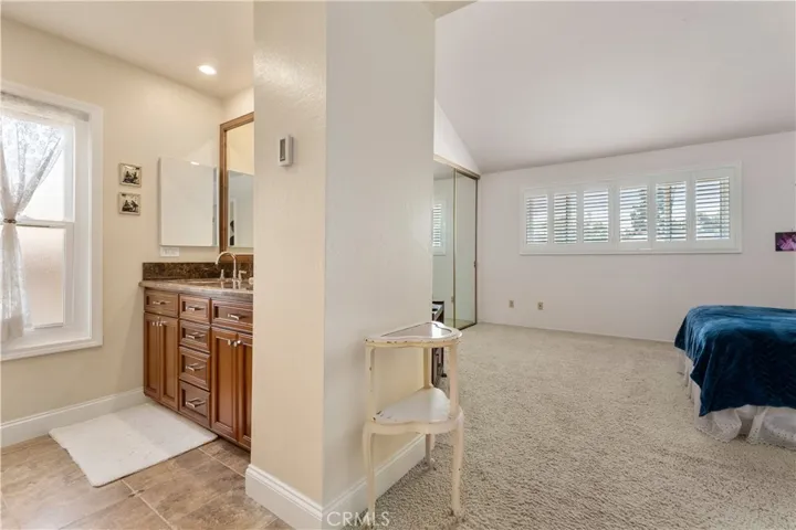 1106 Ridgecrest, Costa Mesa, California 92627