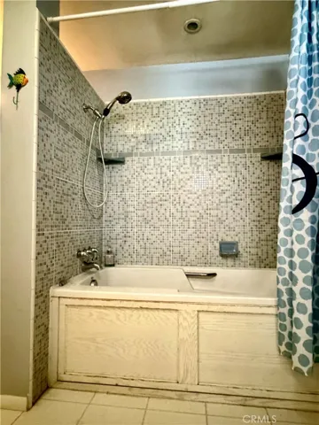 4064 Bath