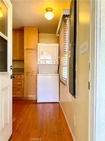 4064 Laundry