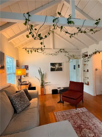 4066 Living Room