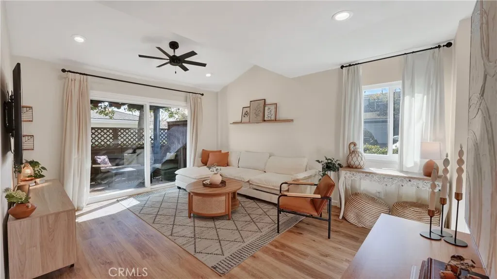 1761 Forum Way D, Corona, California 92881 home-pic-4