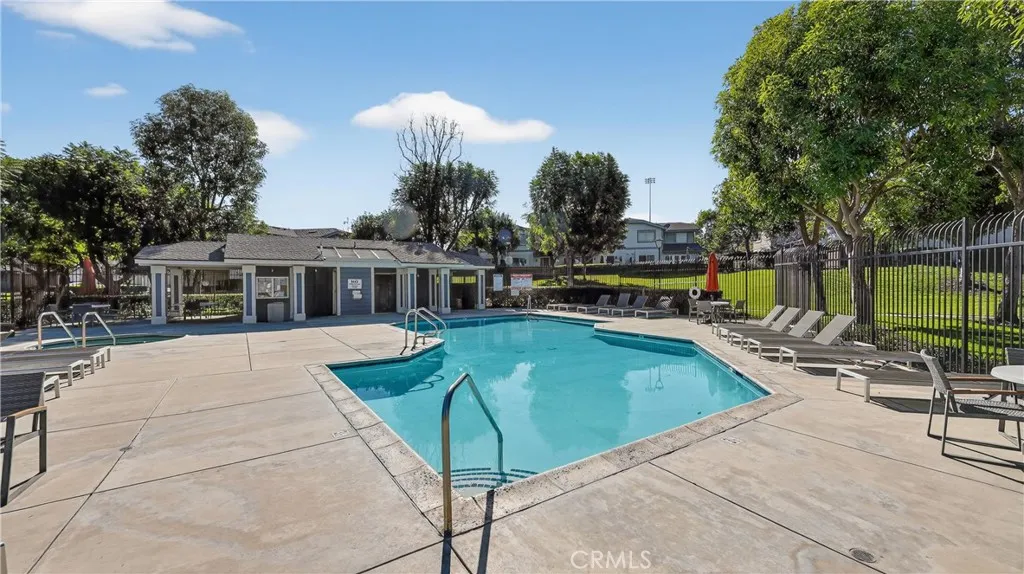 1761 Forum Way D, Corona, California 92881 home-pic-29