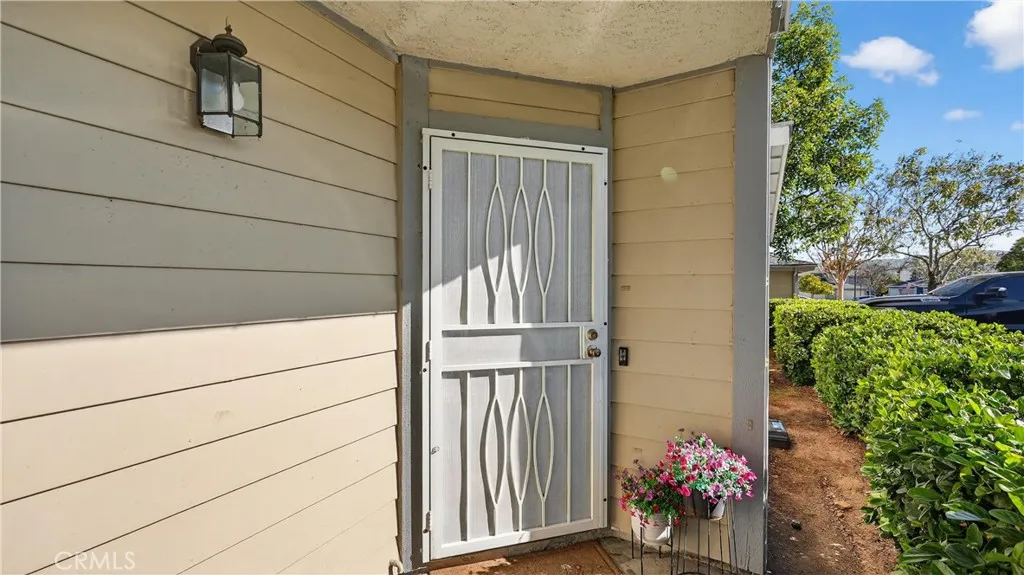 1761 Forum Way D, Corona, California 92881 home-pic-35