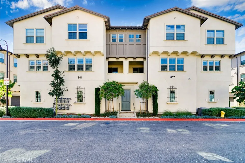 837 Iris Way C, Azusa, California 91702 home-pic-26
