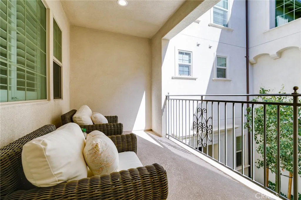 837 Iris Way C, Azusa, California 91702 home-pic-17