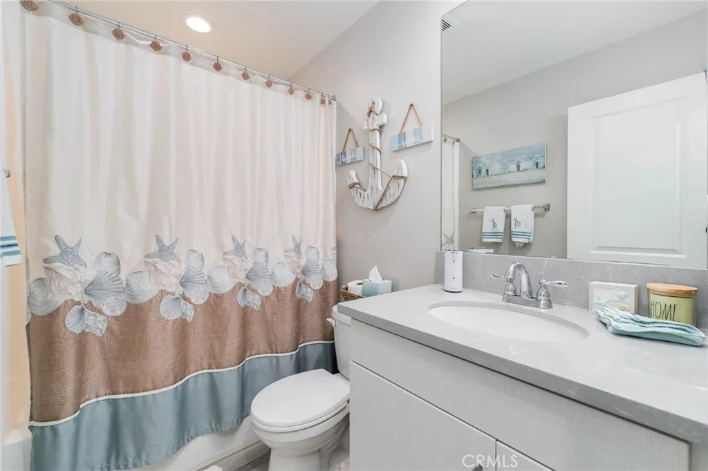 837 Iris Way C, Azusa, California 91702 home-pic-11