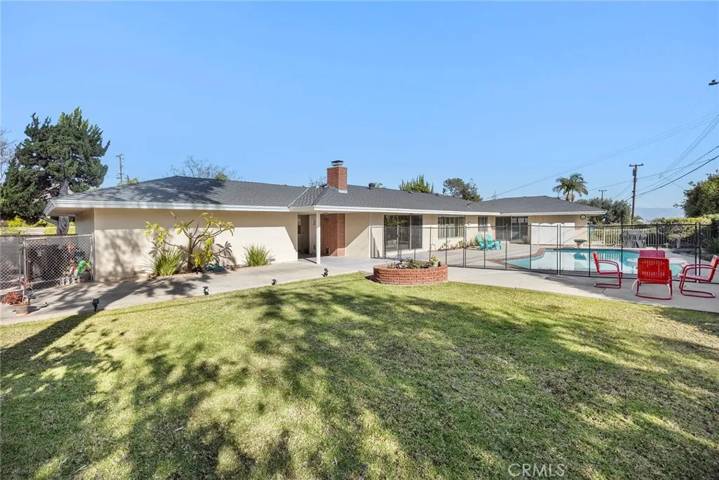 712 Toussau, Fullerton, California 92831 home-pic-42